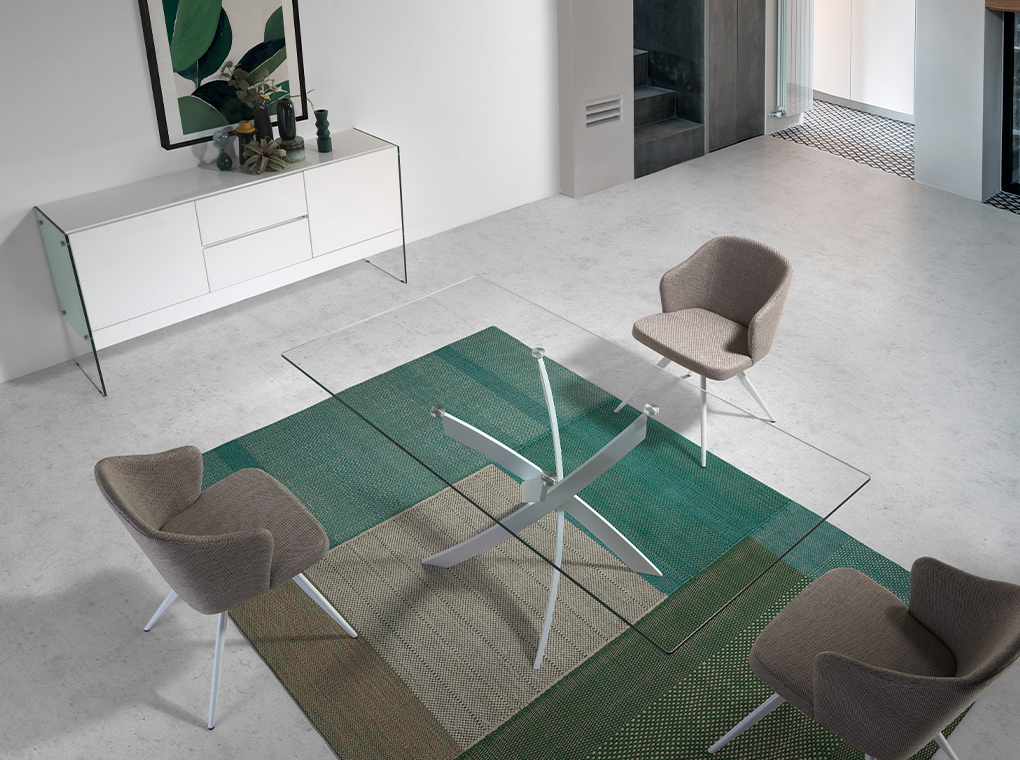 Rectangular dining table in tempered glass and white stainless steel Rectangular dining table in tempered glass and white stainless steel